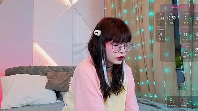 Misa Perfect online show from 12-04-25, 11:41