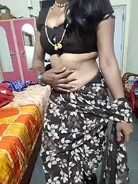 Snapshot of Swapna_kannada chatting on 11-08-25, 01:06 Swapna kannada online show from 11-08-25, 01:06