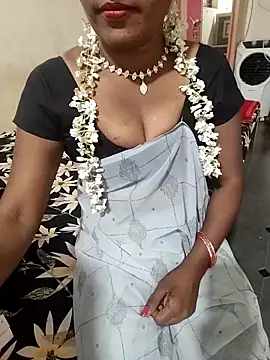 Snapshot of Swapna_kannada chatting on 11-23-25, 08:03 Swapna kannada online show from 11-23-25, 08:03