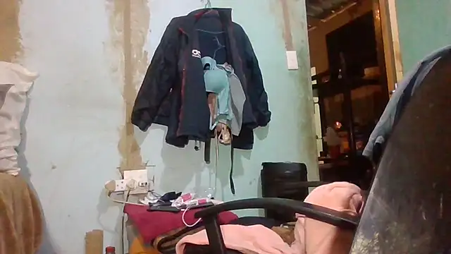 Nicky52 online show from 04-10-26, 03:17