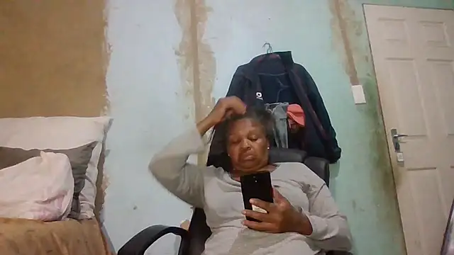 Nicky52 online show from 04-21-26, 02:51