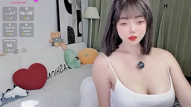 uikyy1 online show from 01-17-26, 08:41