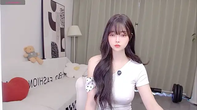 uikyy1 online show from 05-18-26, 07:14