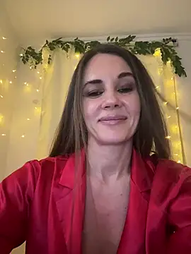 LucieMack online show from 03-30-26, 05:58