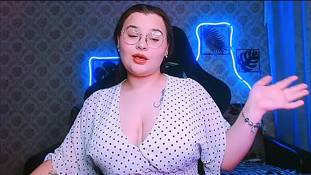 InLoveWithLife26 online show from 02-15-26, 08:05