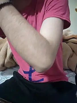 Snapshot of HitShelf chatting on 12-21-25, 01:40 HitShelf online show from 12-21-25, 01:40