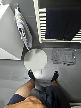 Snapshot of flirt_23 chatting on 11-02-25, 07:49 flirt 23 online show from 11-02-25, 07:49