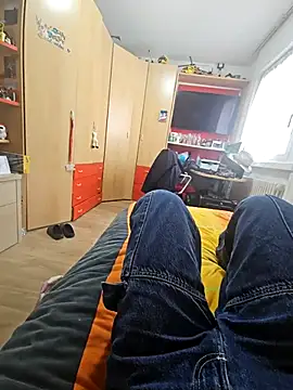 flirt 23 online show from 04-01-26, 02:14