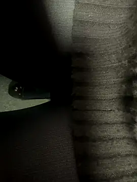 HiddenHoneyLDN online show from 11-14-25, 01:54