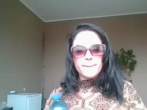 ITALIANASISIXX online show from 03-11-26, 12:44