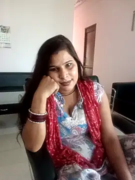 Snapshot of Shivani5555 chatting on 09-20-25, 09:54 Shivani5555 online show from 09-20-25, 09:54