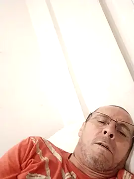 pakillobcn online show from 10-18-25, 07:25