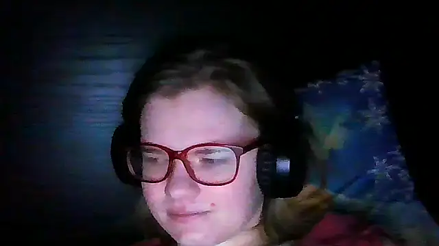 Moonolighta online show from 11-07-25, 03:56