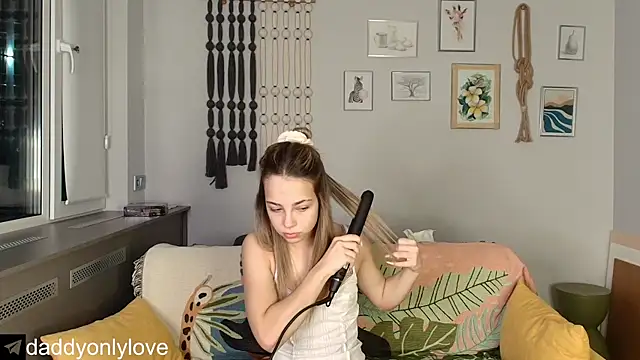 daddyonlyloveme online show from 11-17-25, 09:20