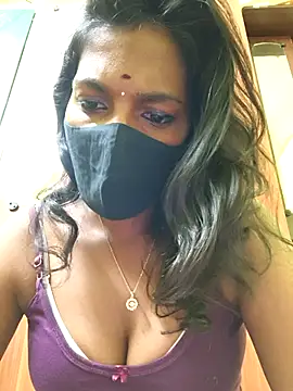 Honey rosetamil online show from 02-17-26, 12:18