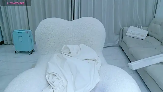 Snapshot of rainybb chatting on 10-05-25, 12:25 rainybb online show from 10-05-25, 12:25