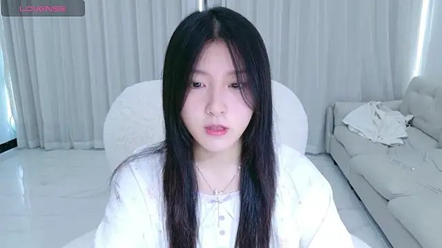 Snapshot of rainybb chatting on 10-07-25, 07:38 rainybb online show from 10-07-25, 07:38