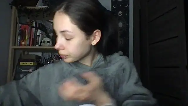 Yuna5343 online show from 02-06-26, 08:45