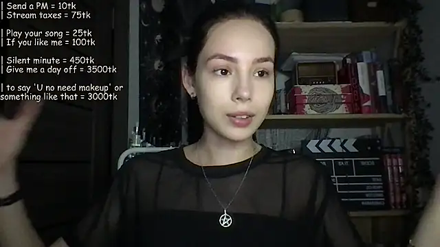 Yuna5343 online show from 06-30-26, 07:59