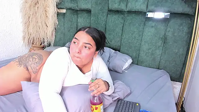 Snapshot of Chloe_jackson25 chatting on 06-18-26, 06:56 Chloe jackson25 online show from 06-18-26, 06:56