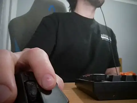 Maxxcock699  online show from 10-11-25, 06:17