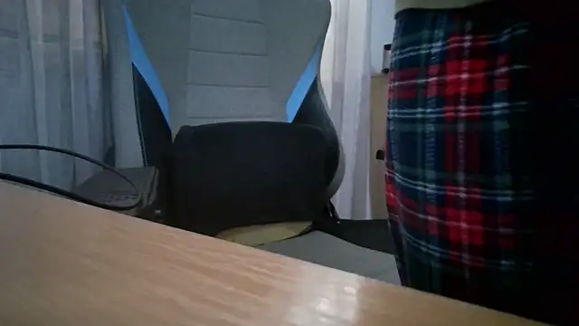 Maxxcock699  online show from 04-04-26, 05:43