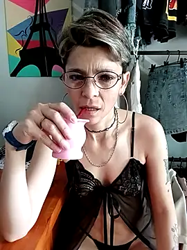 Lulypsicologasexual online show from 10-25-25, 03:29