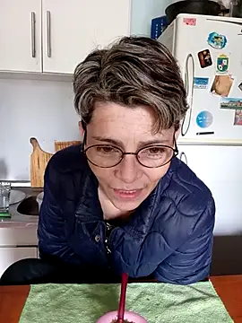 Lulypsicologasexual online show from 10-28-25, 03:58