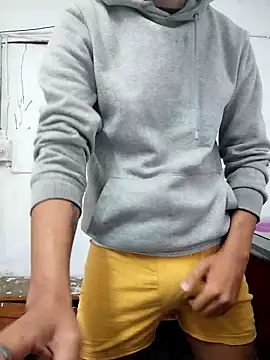 Snapshot of ColouredPapi chatting on 09-10-25, 10:48 ColouredPapi online show from 09-10-25, 10:48