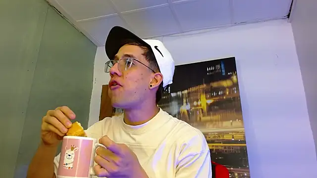 alexgiraldo   online show from 03-28-26, 04:23