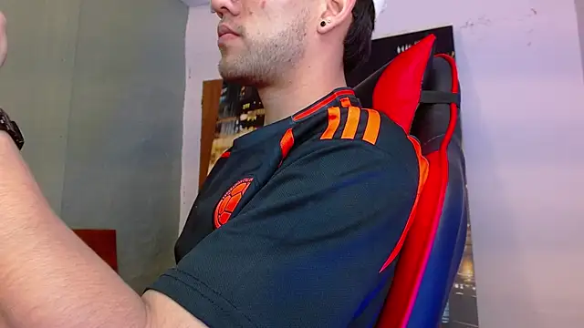 alexgiraldo   online show from 06-02-26, 02:13