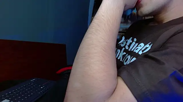 alexgiraldo   online show from 06-07-26, 04:27
