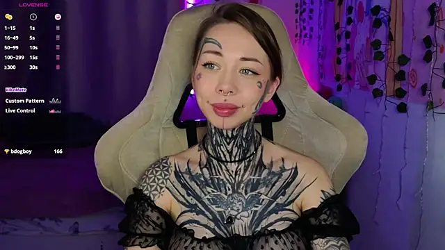 Snapshot of bunnykellyyy chatting on 04-16-26, 06:14 bunnykellyyy online show from 04-16-26, 06:14