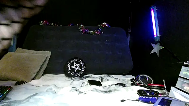 Splash Queen420 online show from 10-31-25, 02:45