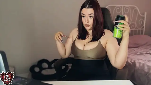 MissAdena online show from 03-07-26, 10:56