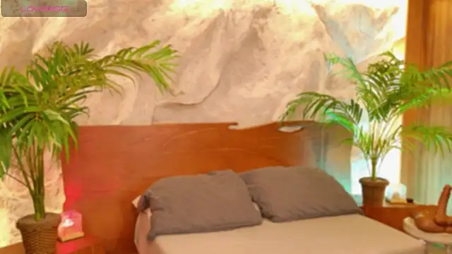 alisonn moon online show from 04-22-26, 10:00