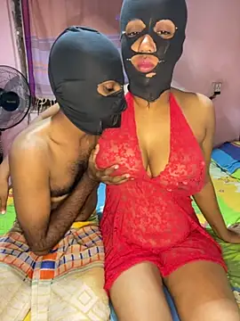 Snapshot of Sadaru_ chatting on 10-30-25, 02:18 Sadaru  online show from 10-30-25, 02:18