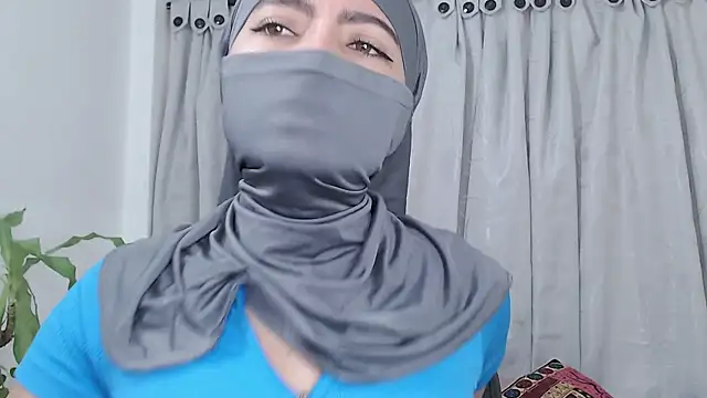 jade nassar online show from 03-28-26, 01:33