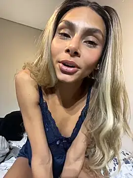 Snapshot of heloagreen_ chatting on 09-11-25, 03:17 heloagreen online show from 09-11-25, 03:17