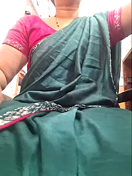 Snapshot of indianhotwife639 chatting on 05-07-26, 05:57 indianhotwife639 online show from 05-07-26, 05:57