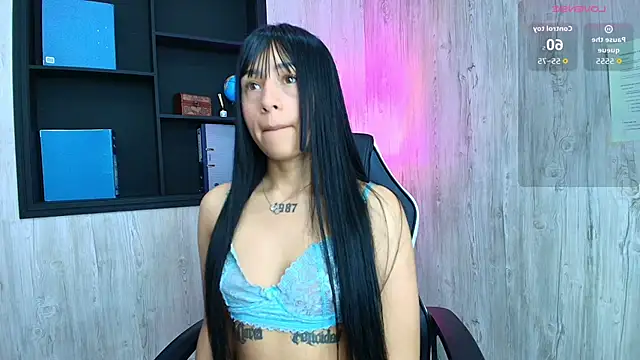 Snapshot of SkarlettAry chatting on 05-30-26, 03:42 SkarlettAry online show from 05-30-26, 03:42