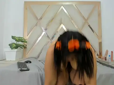 arielasm online show from 10-24-25, 12:56