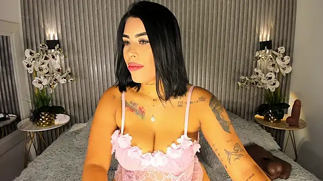 MaddyGray  online show from 07-12-26, 04:20
