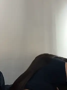 Alyha Cortes online show from 11-10-25, 01:32