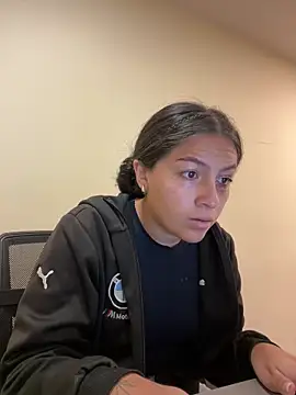 Alyha Cortes online show from 03-10-26, 01:49