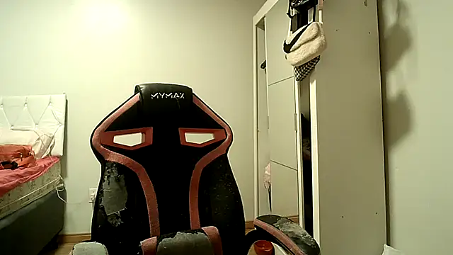 Becca B online show from 10-29-25, 06:42