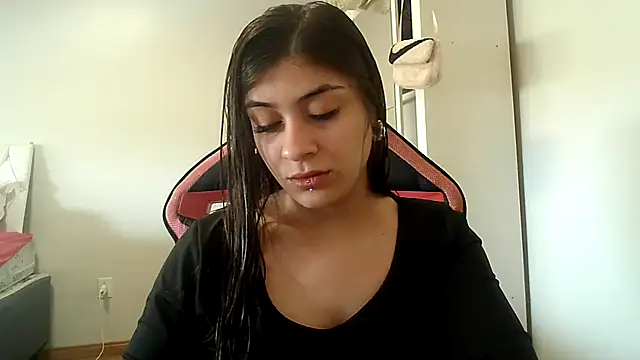 Becca B online show from 11-23-25, 07:35