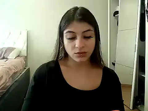 Becca B online show from 05-03-26, 06:58