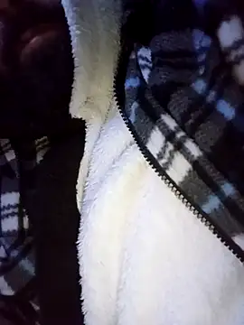 jr0625 online show from 12-17-25, 01:11