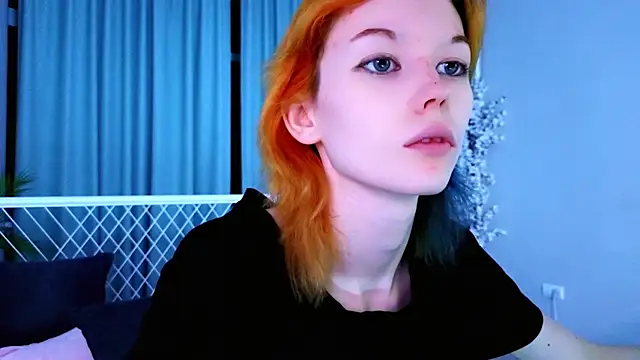 Snapshot of Kiara_Dream chatting on 07-04-26, 09:43 Kiara Dream online show from 07-04-26, 09:43